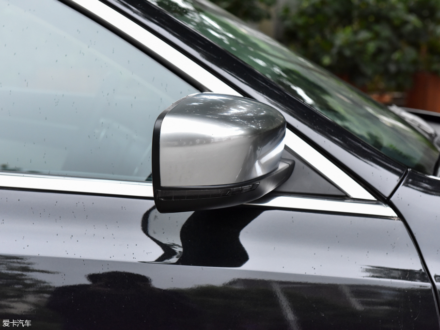 2016R˹300C(M) 3.0L Խ