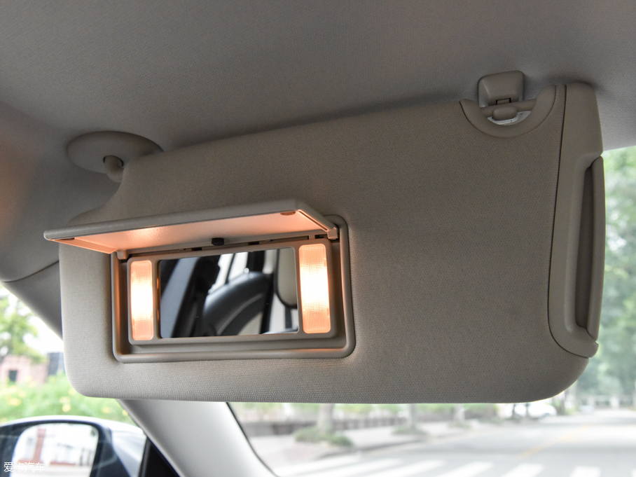 2016R˹300C(M) 3.0L Խ