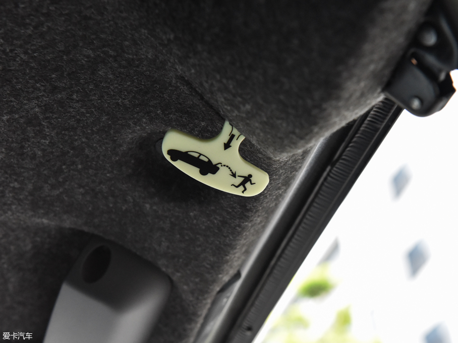 2016R˹300C(M) 3.0L Խ