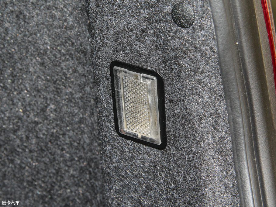 2016R˹300C(M) 3.0L Խ