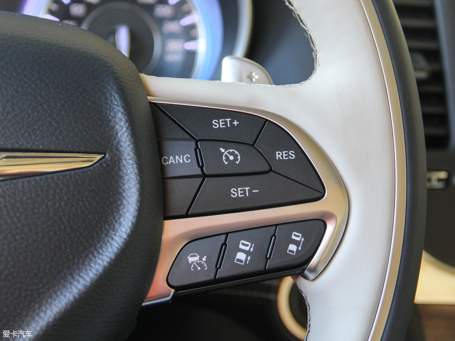 2016R˹300C(M) 3.0L Խ