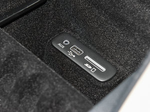2016款3.0L 超越版 空间座椅