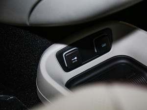 20173.6L Ԅ(dng) п؅^(q)