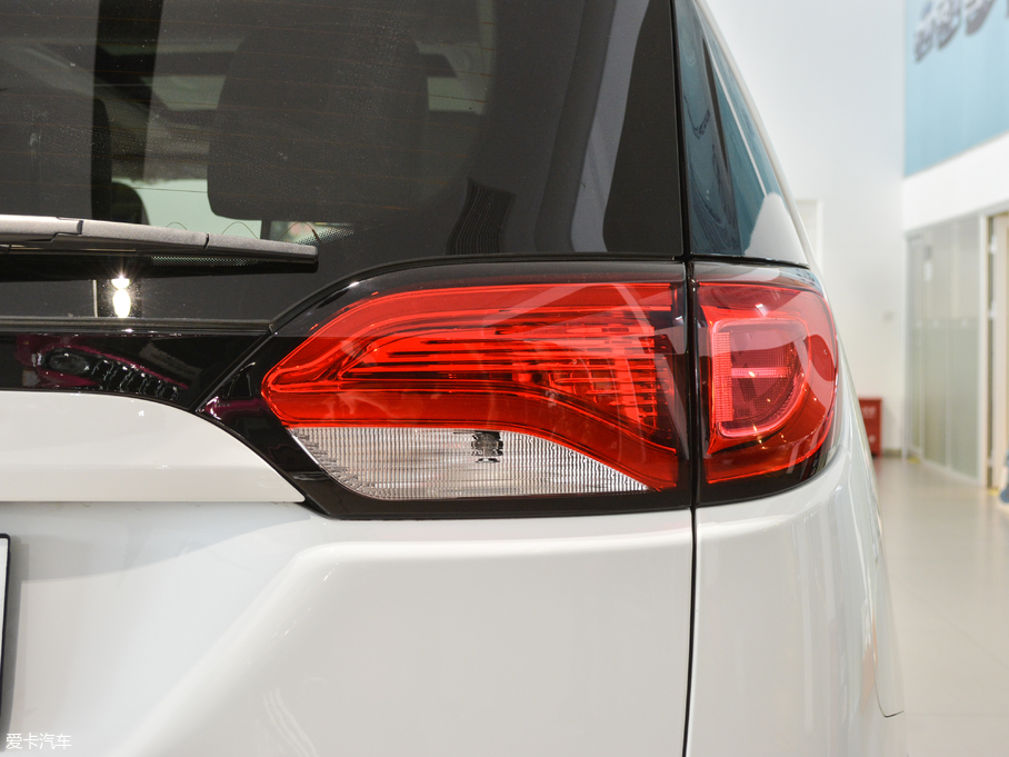 2018M(jn)ڣ 3.6L 늻Ӱ