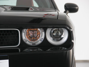 2011款基本型 大灯