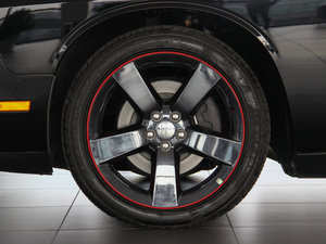 2011款基本型 轮圈