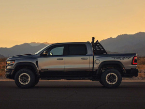 20211500 TRX Launch Edition w^