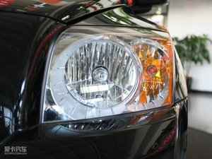 2010款2.0L SXT 大灯