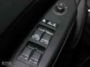 2010款2.0L SXT 主驾车窗控制区	