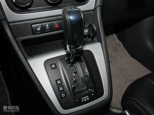 2010款2.0L SXT 换挡杆