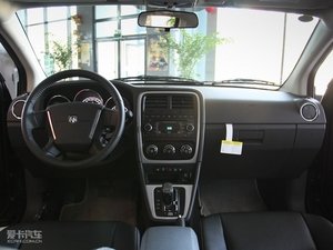 2010款2.0L SXT 内饰全景
