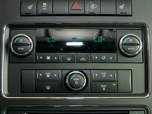 20112.7L A(do) п؅^(q)