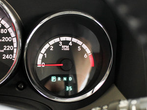 2011款2.0L SXT舒适版 中控区