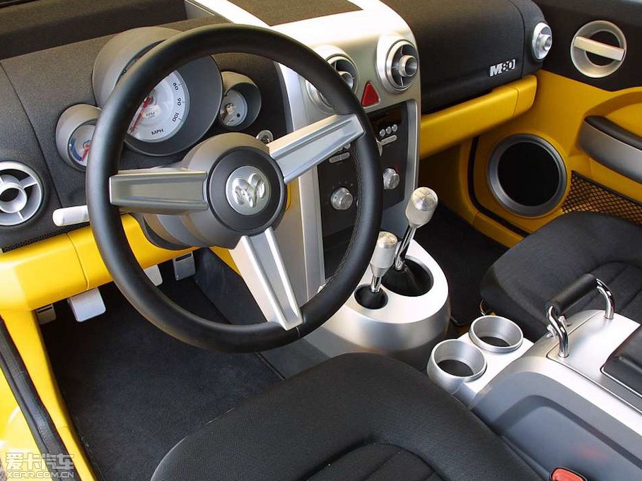 2002�����M80 ����܇