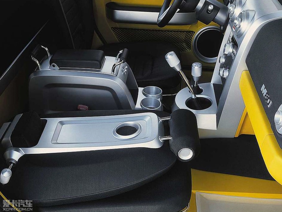 2002�����M80 ����܇(ch��)