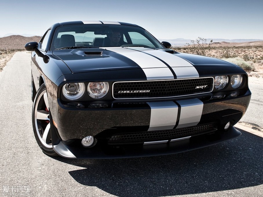 2012 SRT 6.4L SRT8 392