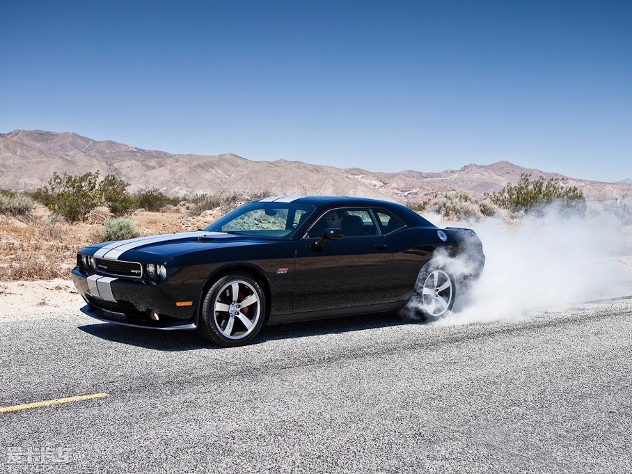 2012 SRT 6.4L SRT8 392