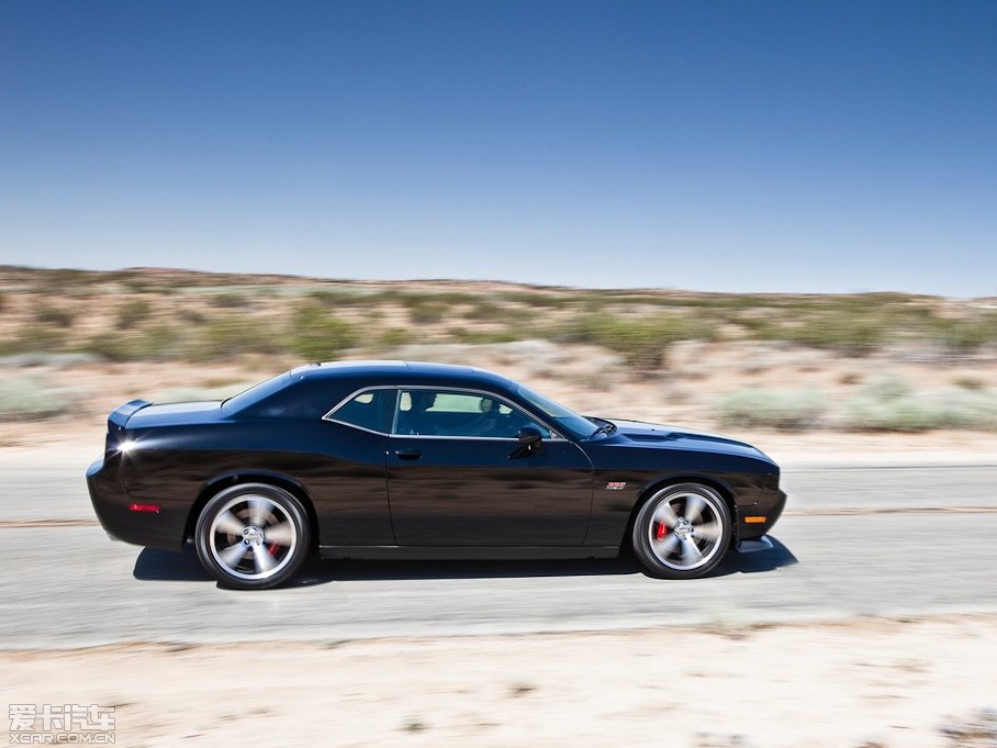 2012 SRT 6.4L SRT8 392