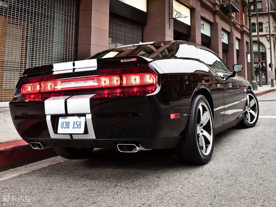 2012(zhn) SRT 6.4L SRT8 392