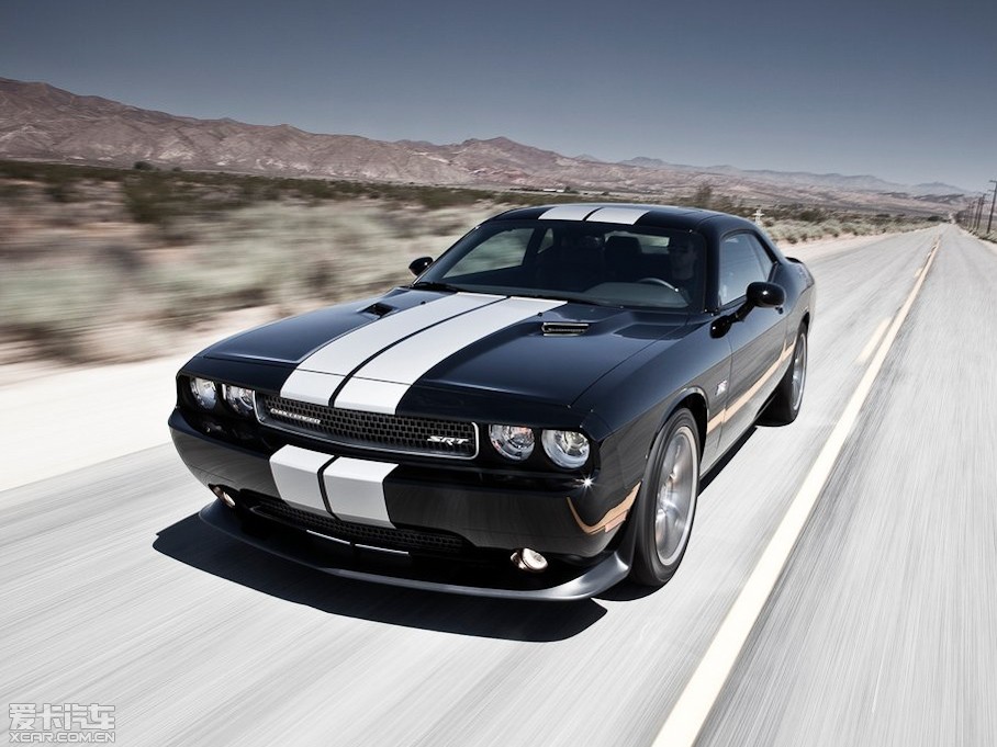 2012 SRT 6.4L SRT8 392