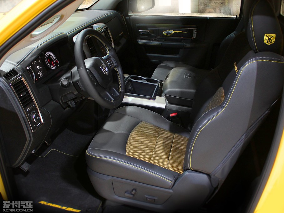 2013Ram 1500 Rumble Bee Concept