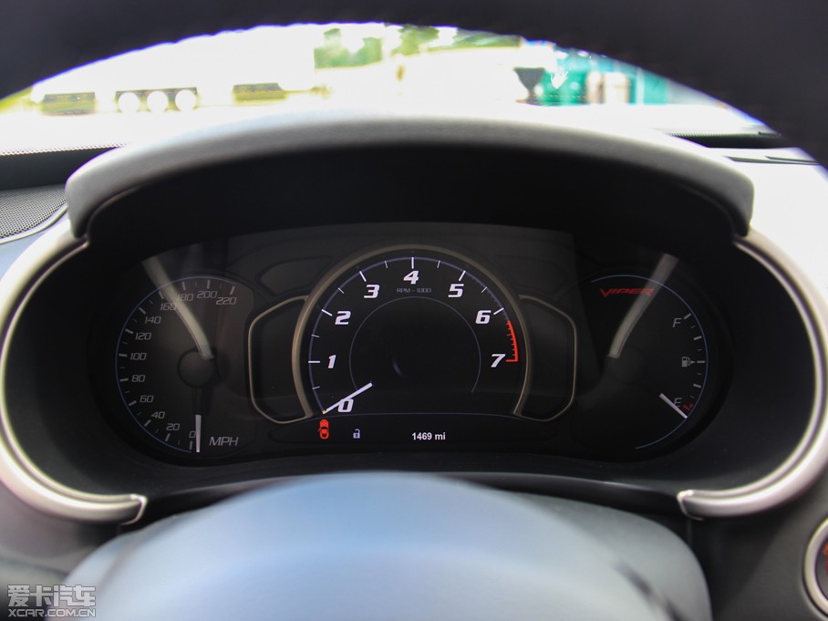 2014 SRT GTS Anodized Carbon؄e