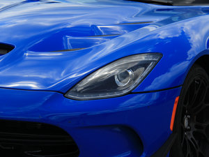 2014GTS Anodized Carbon؄e ^