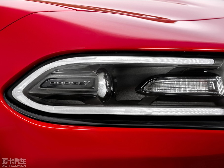 2015��Charger ������