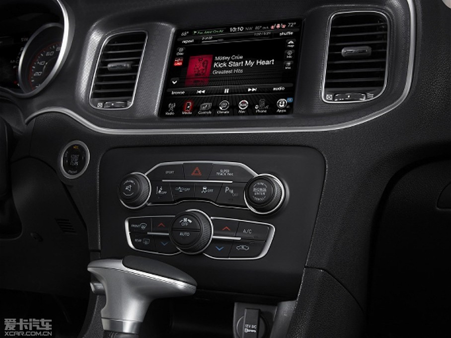 2015��Charger ������