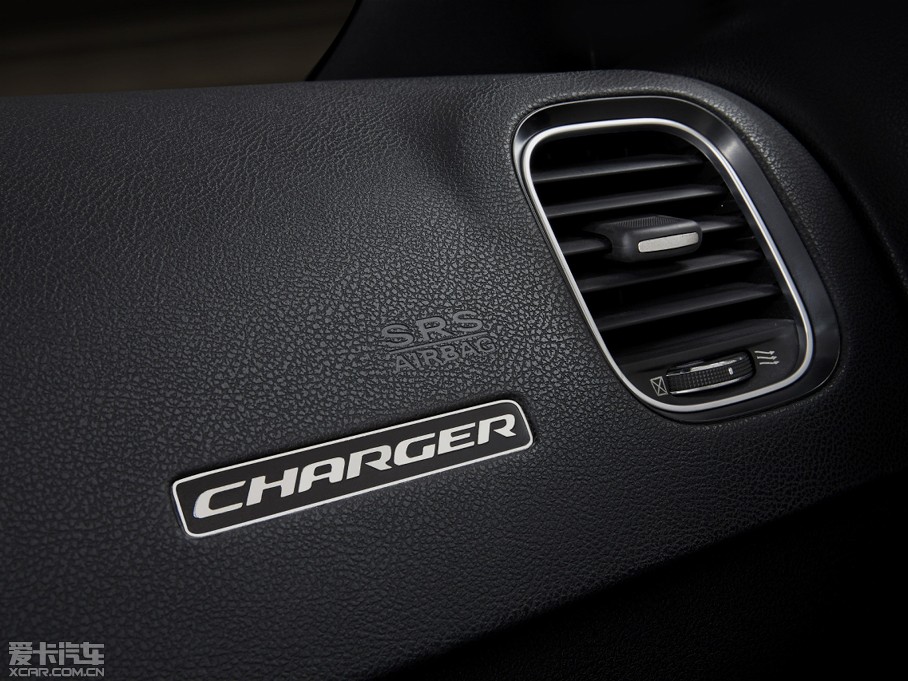 2015��Charger ������