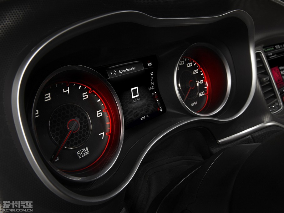 2015��Charger ������