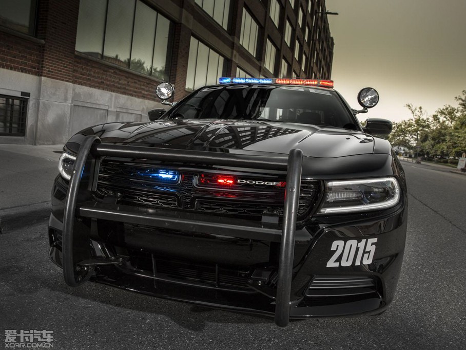 2015��Charger Pursuit