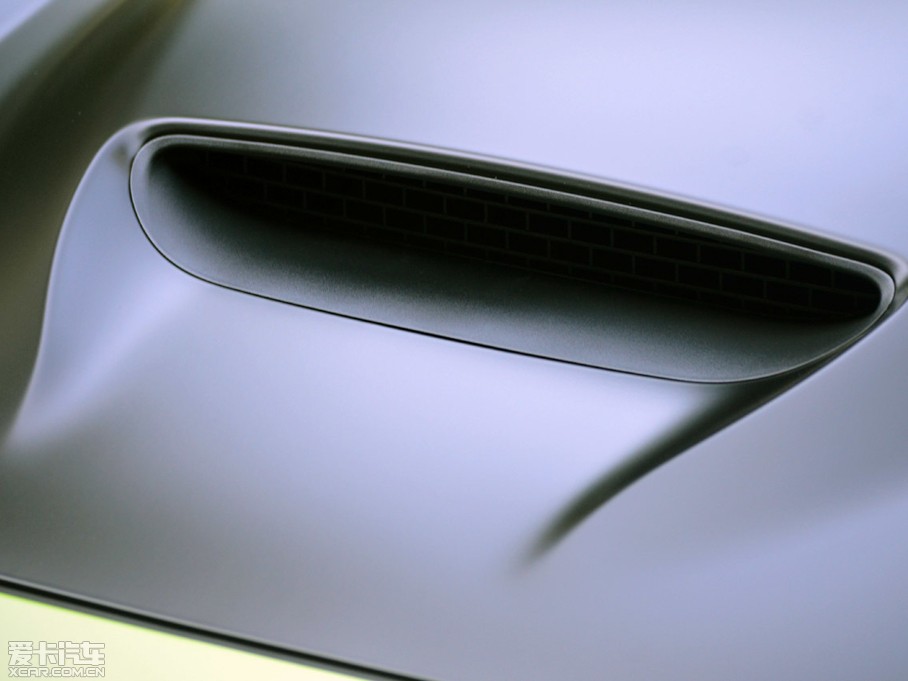 2015(zhn) SRT Hellcat