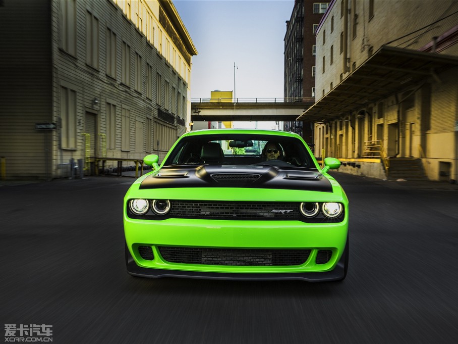 2015(zhn) SRT Hellcat