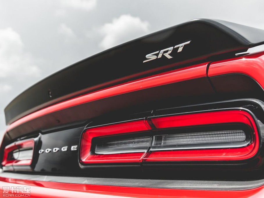 2015 SRT Hellcat