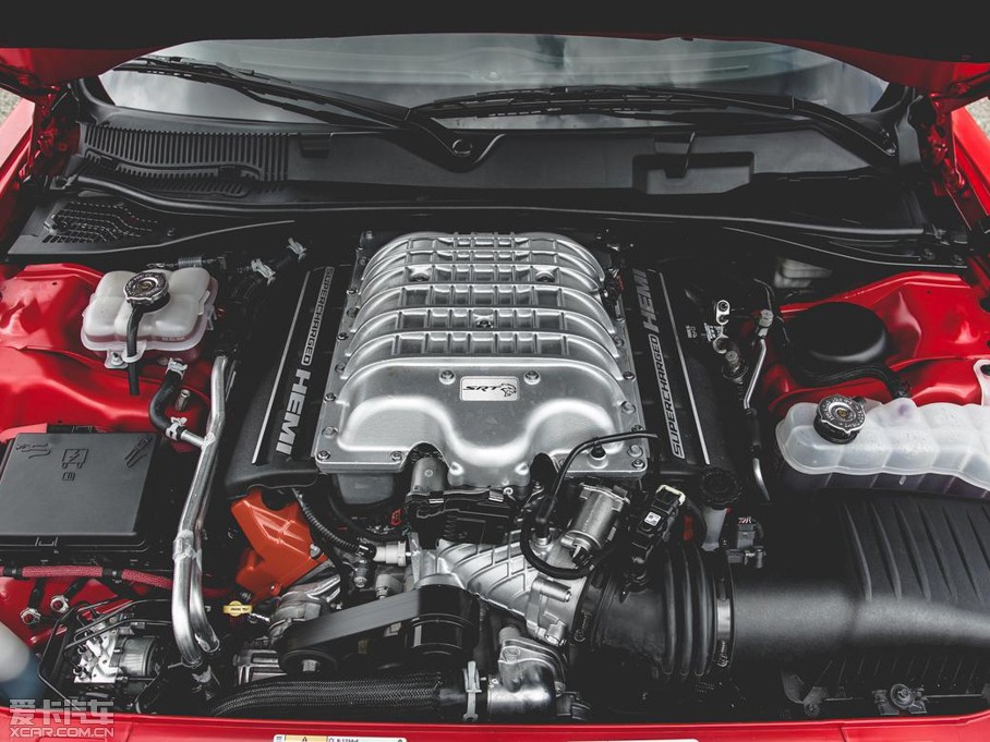 2015(zhn) SRT Hellcat