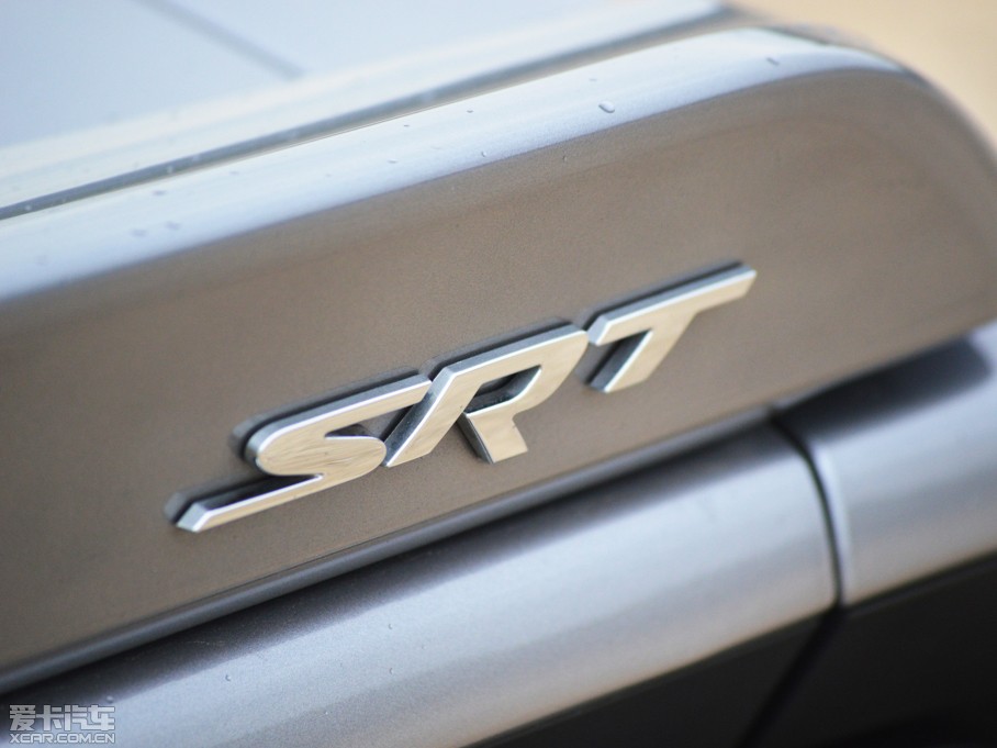 2015 SRT SRT