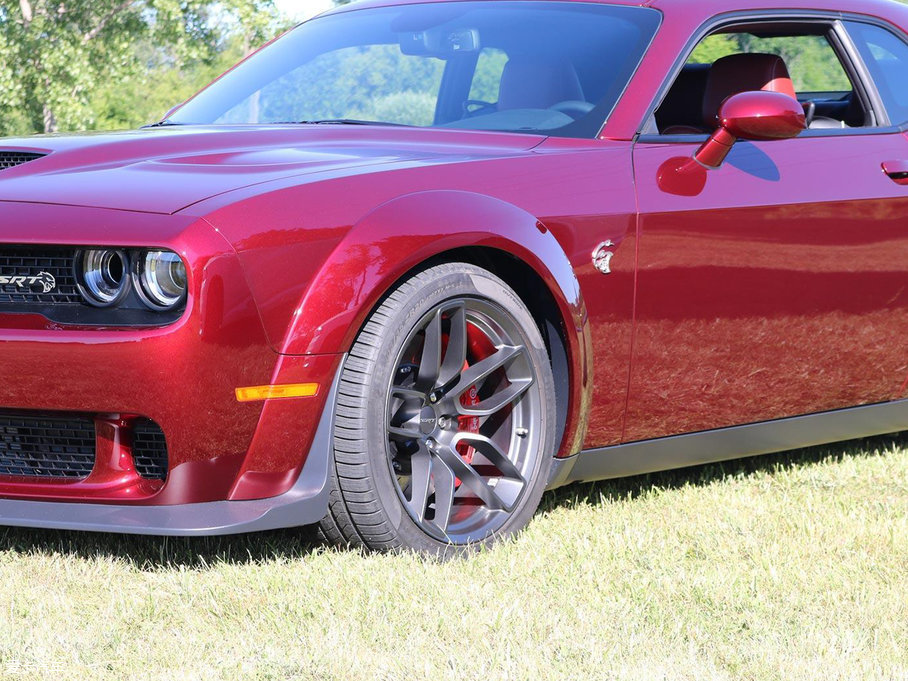 2017(zhn) SRT Hellcat Widebody
