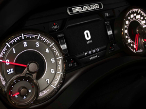 2018Laramie Longhorn п؅^