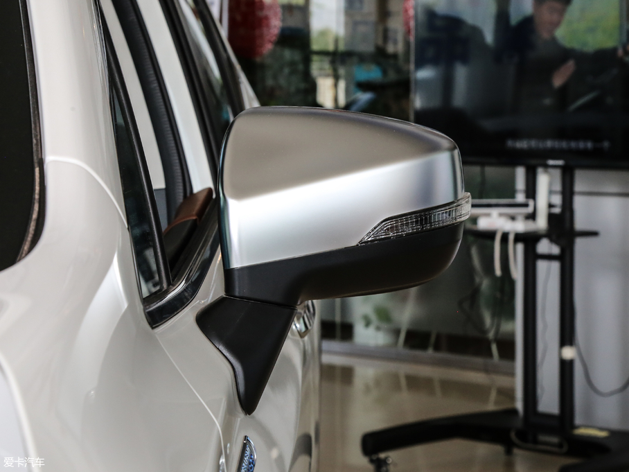 2019��ɭ���� 2.0i �����\�Ӱ�