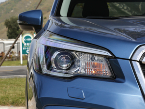 20192.0i AEyeSight ^