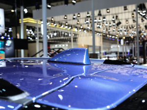 20192.0i Ş EyeSight V ^