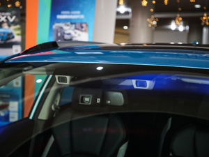 20192.0i Ş EyeSight V ^