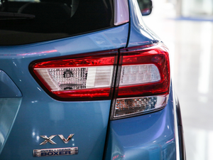 20192.0i Ş EyeSight V ^