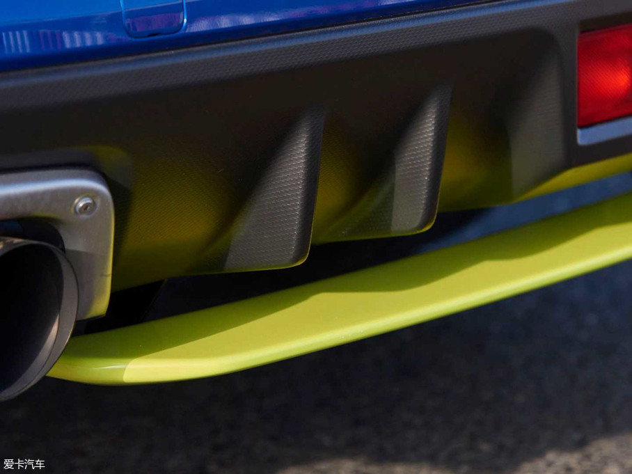 2019��˹����WRX STi Diamond Edition �Ϸǰ�