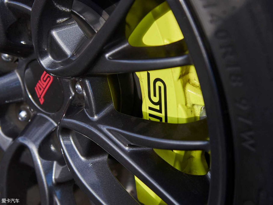 2019��˹����WRX STi Diamond Edition �Ϸǰ�