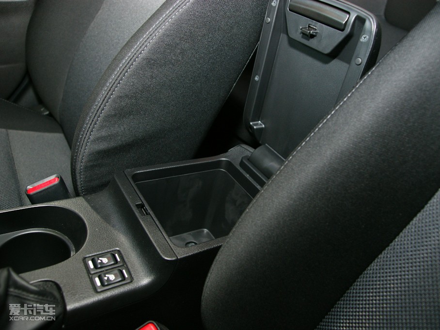 2009���������� 2.0L �քӰ�