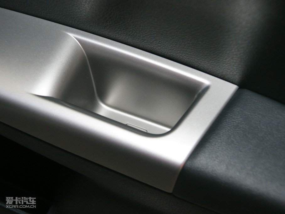 2009���������� 2.0L �ք�(d��ng)��