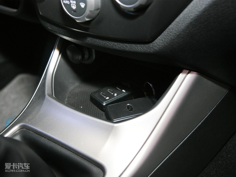 2009���������� 2.0L �ք�(d��ng)��