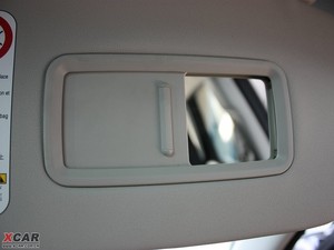 2009款2.0L 自动版 遮阳板（左）